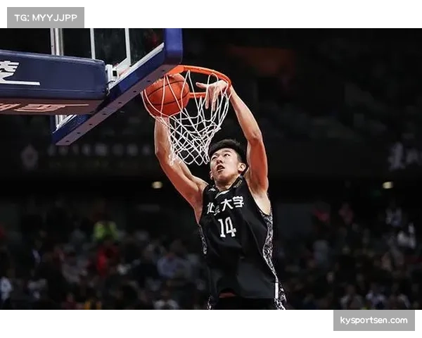 王少杰北京男篮排位赛表现亮眼 内线攻防俱佳